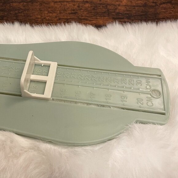 Baby Toddler Foot Measure for Shoe Sizing Blue-Green (SKU: 11IN) - Picture 4 of 8